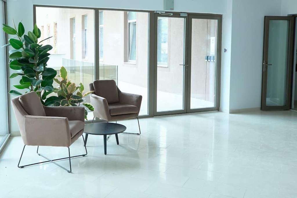 City Center Accommodation - 404 Resita Exterior foto